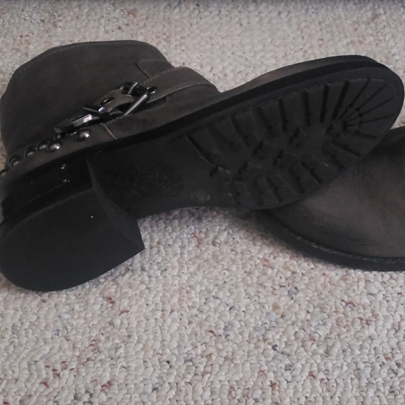 Gray leather booties - Picture 4 of 4